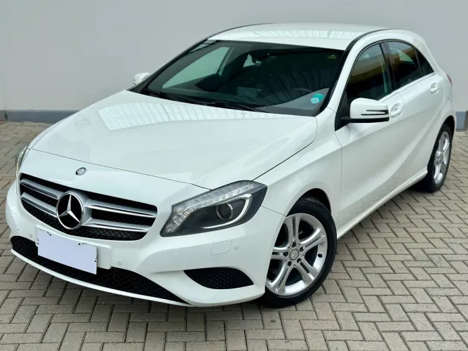 Mercedes-Benz Classe A 200 1.6 TB 16V Style 156cv Aut. 2014