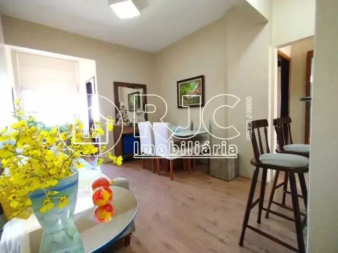 Imóvel para venda tem 70 metros quadrados com 2 quartos em Vila Isabel - Rio de Janeiro -