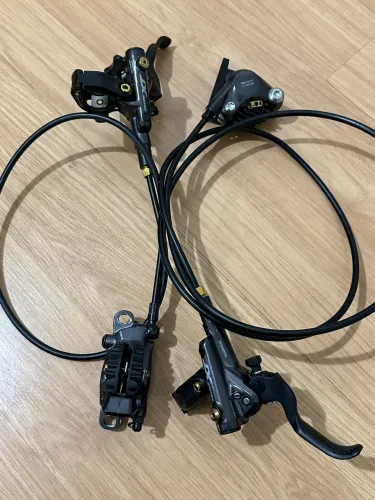 Freio Hidráulico Shimano Deore XT BL-M8110 ICE TECH 