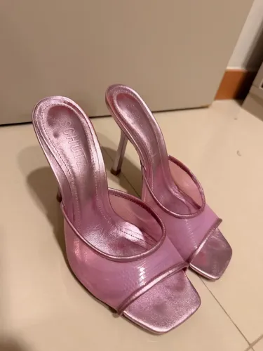 Sandália Schutz Lilás Metalizada - Salto fino elegante -  35