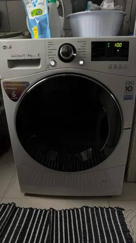 Lava e Seca LG 11kg Inverter Direct Drive - 220V