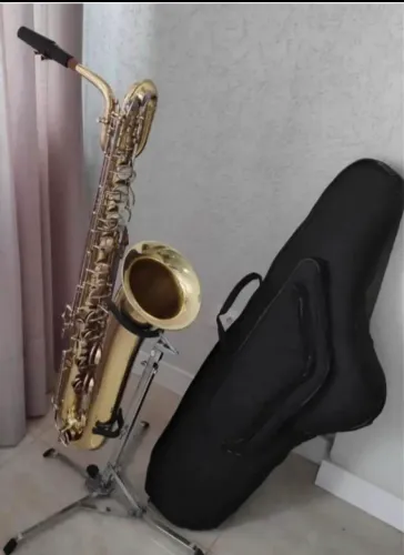 Saxofone Barítono Marca Buescher Original Made USA