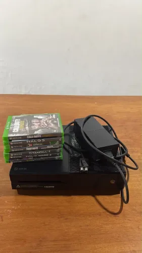 XBOX ONE FAT 500GB + JOGOS + ASSINATURA