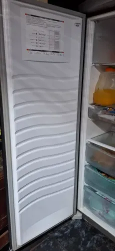 Vendo um cervejeiro e um flexi freezer e geladeira inox e cervejeiro valor destacado é und