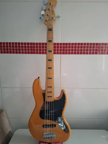 Contra Baixo Squier Fender jazz Bass 5 cordas. ACEITO CARTÃO!!!