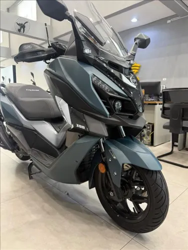 DAFRA CRUISYM 300