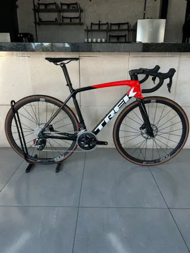 Trek Émonda SL - Tamanho 54 | SRAM Rival AXS