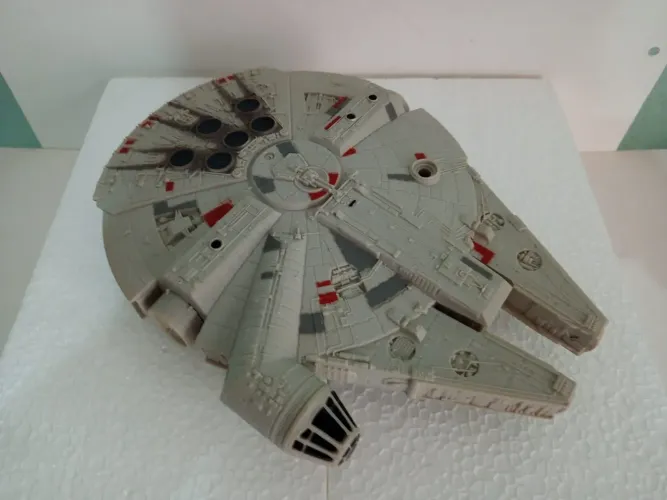 Veículo Nave Star Wars Falcon Millenium LFL