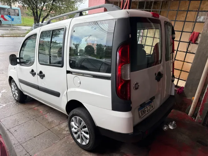 Fiat Doblo Essence 1.8 Flex 16V 5P 2021