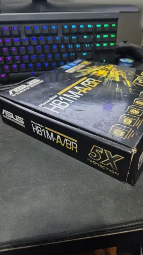 Placa-mãe Asus H81M-A/BR no estado / Sem testes / Para técnicos ou retirada de peças