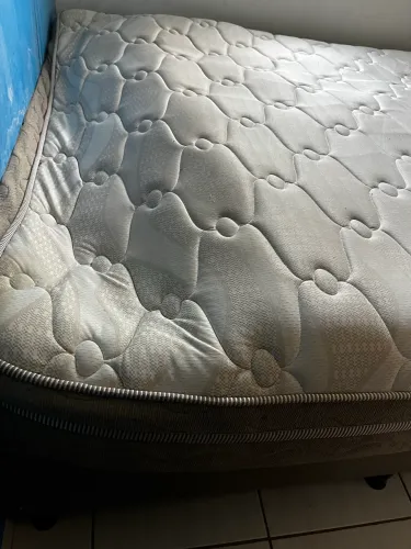 CAMA BOX KING