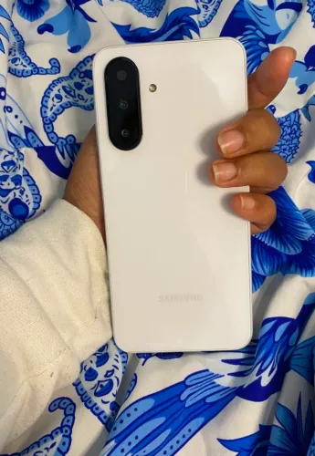 GALAXY A26 de 256 GB branco em estado novo