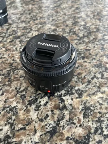 Lente Cânon Yongnuo Ef 50 mm F1.8