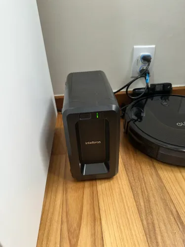 No break Intelbras 700 VA 