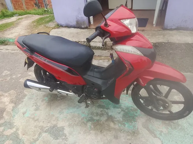 Vendo moto pra andar no bairro