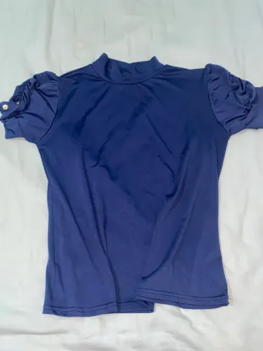 Blusa de manga franzida