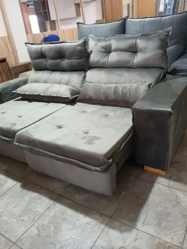Sofá alto padrão 3 Lugares Retrátil e Reclinável 