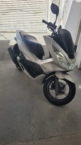 PCX 2018 perfeita!! 