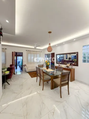 Casa térrea toda planejada, 3 dormitórios no Floradas da Serra Urbanova SJC SP