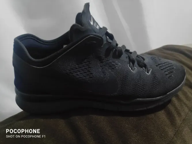 Tênis de corrida Nike Free 5.0 Fit 5 preto, US 7 serve N°36.