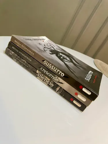 Coleção Hush, Hush - BECCA FITZPATRICK