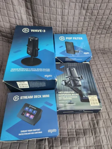 Microfone Wave:3. Kit completo: mic, escudo anti ruido, shock mount (sem o Stream Deck)
