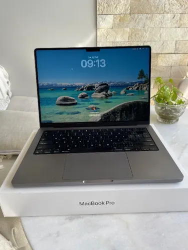 MacBook Pro M1 Cinza Espacial, 14.5" 16Gb RAM, 500 SSD