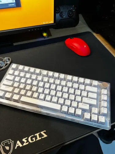 Teclado mecânico custom