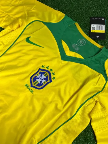 Camisa Brasil Titular 2005/06 - Retrô