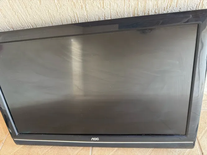 TV AOC 32" LCD LC32W053