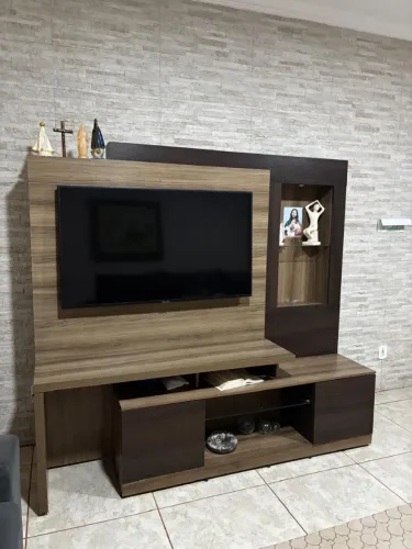 Rack com painel semi-novo, comprado na Atlântida Móveis 