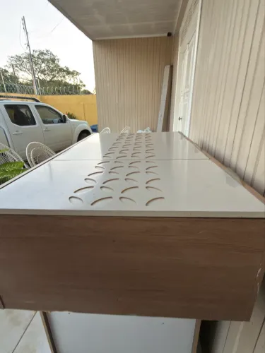 3 Armários de parede 