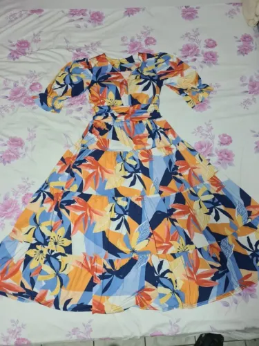 Vestido florido longo colorido laranja amarelo e azul tamanho único