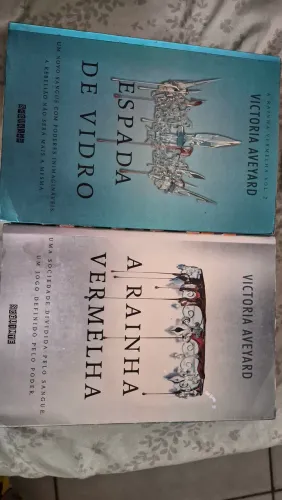 Livro : a rainha vermelha + Espada de Vidro