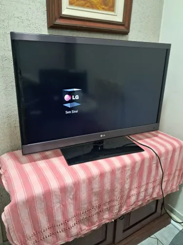 Tv Lg 42 polegadas " leia"