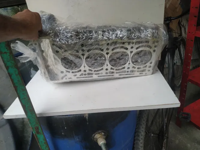 Cabeçote da Mercedes c180