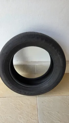 Pneus Kumho 235/55 R17 (4 Unidades)
