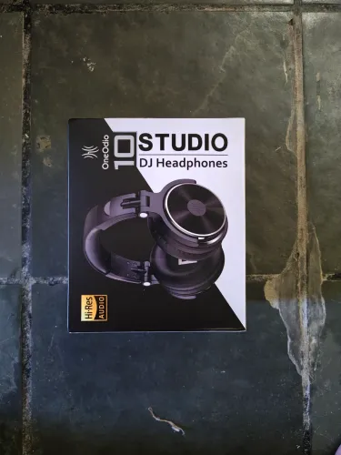Fone de ouvido Studio