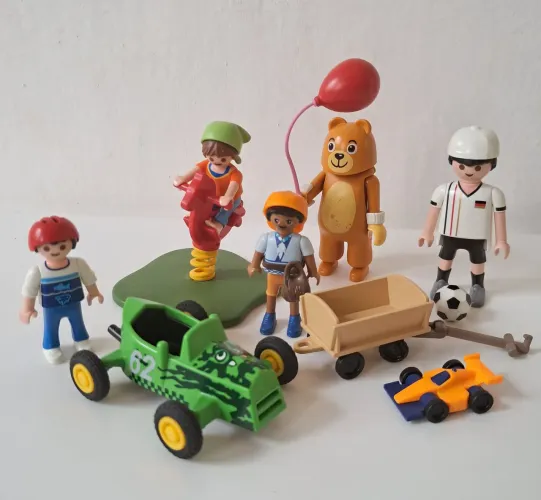 Playmobil Figuras Diversas (Preço Negociável Levando + Peças