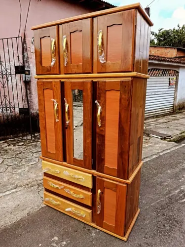 Guarda roupa de solteiro - 3 portas com maleiro completo