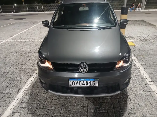 Volkswagen Crossfox 1.6 MI Total Flex 8V 5P 2014
