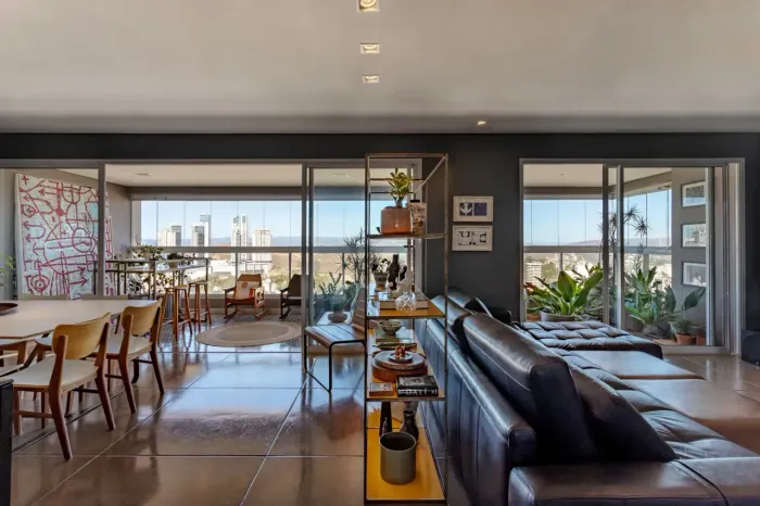 Apartamento para venda com 198 metros quadrados com 4 quartos