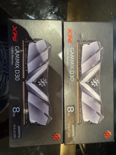 Memória RAM XPG Gammix D30 16GB (2x8GB) DDR4 2666MHz