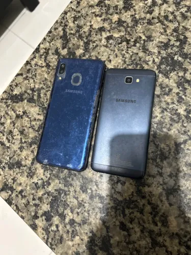 Celulares para retirada de peças