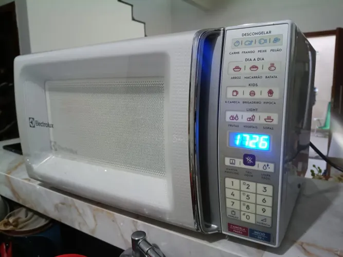 Vendo Micro-ondas Electrolux 127v