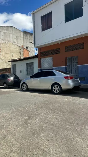 Vendo rodas com pneus Kia Cerato Aro 16