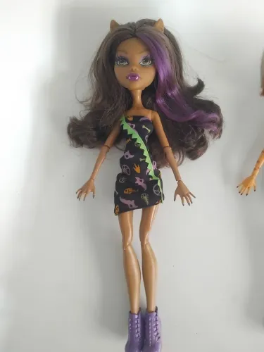Clawdeen Freaky Field Trip