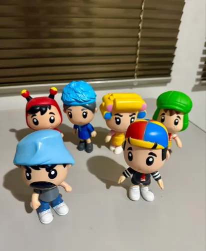 Coleção Chaves Giraffas (Chaves, Chapolin, Seu Madruga, Dona Florinda, Bruxa do 71 e KIKO)