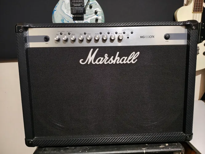 Amplificador Marshall MG102CFX