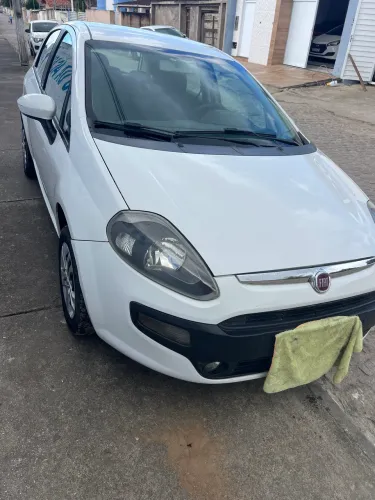 Fiat Punto Attractive 1.4 Fire Flex 8V 5P 2014